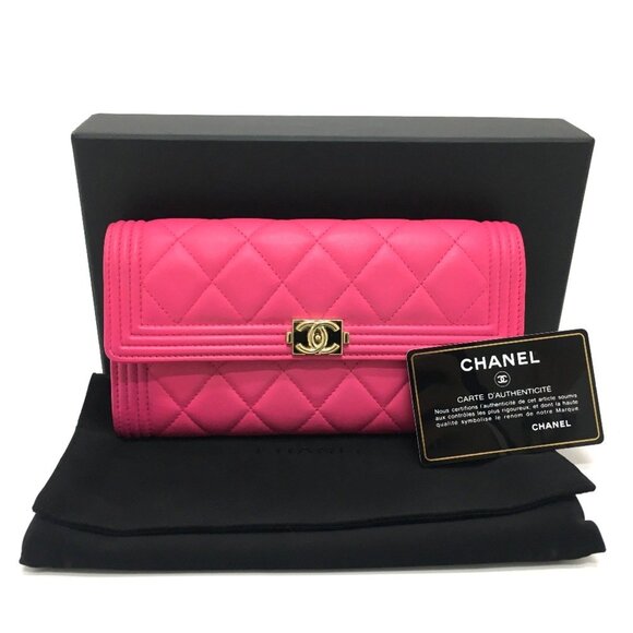 CHANEL Pink Wallet - Picture 9 of 10